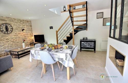 Lanvellec House | Crech ar feuteun
