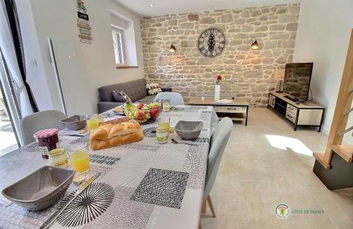 Lanvellec House | Crech ar feuteun