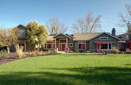 Healdsburg House | Creek Front Vineyard, West Dry Creek Healdsburg CA