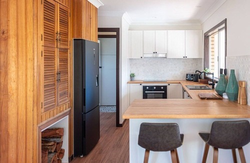 Stanthorpe House | Creek View Cottage by Humble Abode