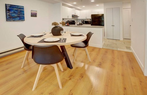 Whistler Creekside Apartment | Creekside Bright1BR: Sleeps 4,Pool,Patio+BBQ,Near Shops & Restaurants & Valley Trail