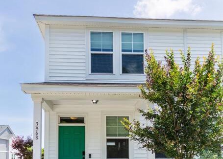 North Charleston House | Creekside Bungalow - 4 mi to downtown Charleston