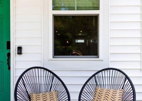 North Charleston House | Creekside Bungalow - 4 mi to downtown Charleston