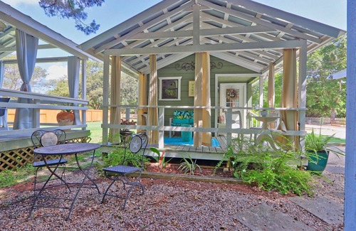 Wimberley Cabin | Creekside Cabins - The Nest | Romantic Cottage with Creek Access