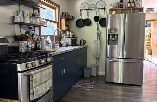 Monte Rio House | Creekside Cozy 2BR 1BA + 2 Acres