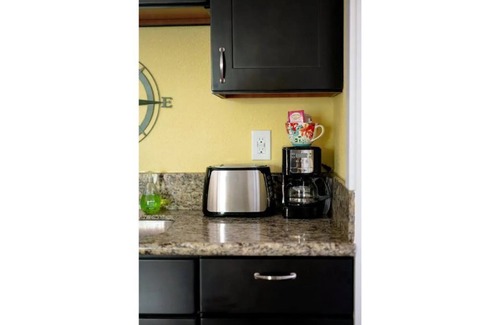 Wilsonville House | Creekside Haven