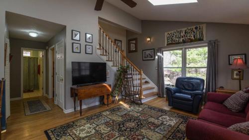 Asheville House | Creekside Mountain by AvantStay Private Sauna