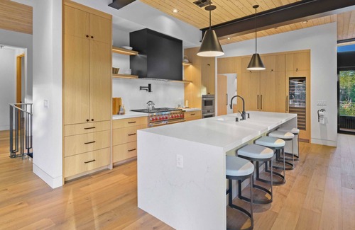 Olympic Valley House | Creekside Retreat with Hot Tub & 3min to Slopes
