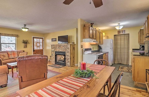 Mars Hill House | Creekside Retreat w/Deck, 18 Miles to Wolf Ridge