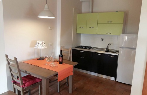 Francavilla d'Ete Apartment | Crepuscolo flat in farmhouse with swimming pool, in the Marche hills