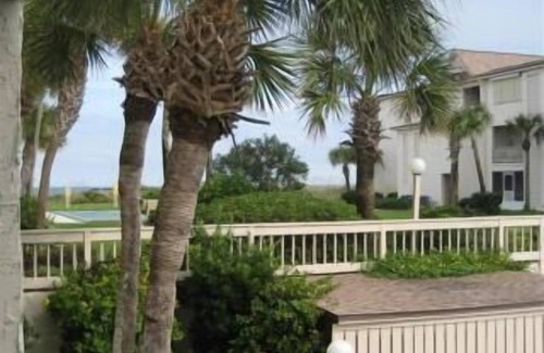Crescent Beach Condo | Crescent Beach D-10 Four Wind Condo