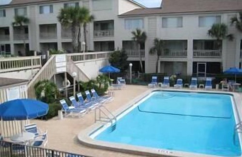 Crescent Beach Condo | Crescent Beach D-10 Four Wind Condo