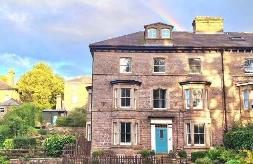 Buxton Apartment | Crescent View, Terrace Road - Very central Buxton