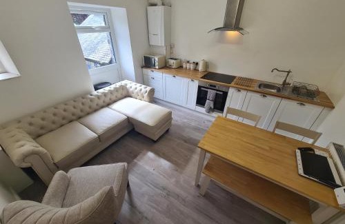Buxton Apartment | Crescent View, Terrace Road - Very central Buxton