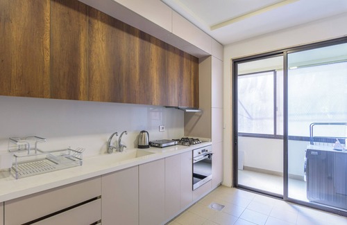 Hamra Apartment | Crest - 3 Bedroom Apartment in Hamra
