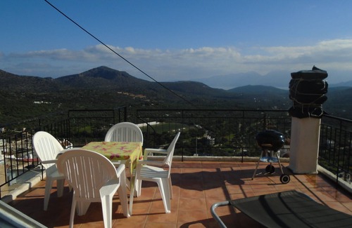 Kritsa House | Cretan house with roof terrace for 3 people