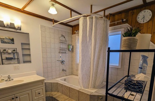 Grande Prairie House | CrewComfort Suites: 3 Private Room Suite!