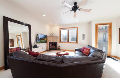 Durango House | Crimson Cliffs Unit 55