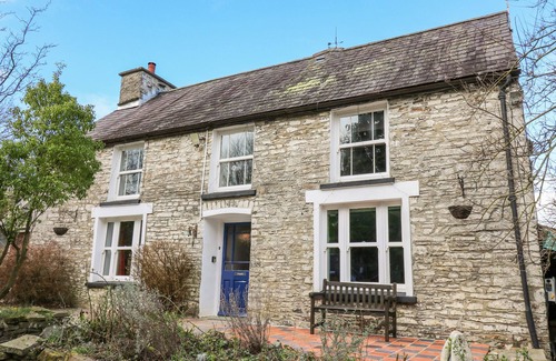 Oakford Cottage | CRINGOED HOUSE, pet friendly, character holiday cottage in Aberaeron