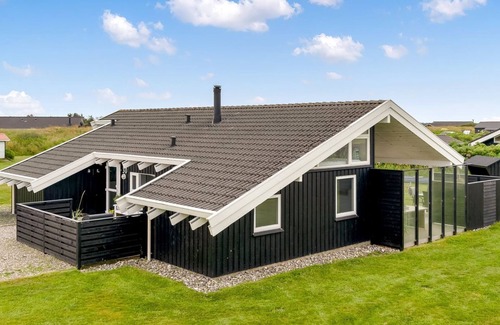 Lokken House | "Crista" - 500m from the sea by Interhome