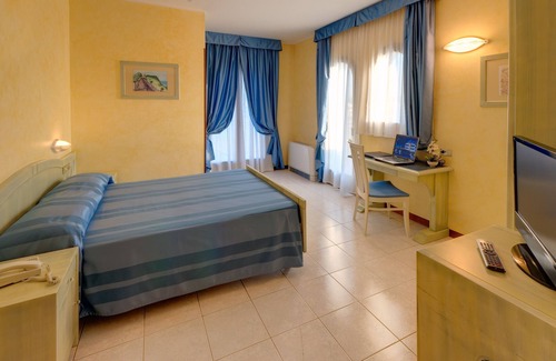 Osimo Hotel | Cristoforo Colombo
