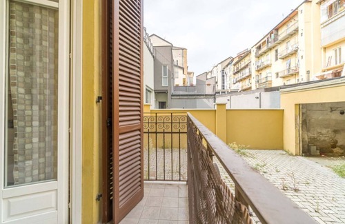 San Paolo Apartment | Crocetta neighborhood! Spacious Appt x6