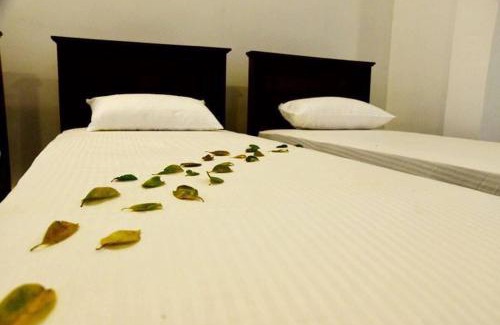 Kataragama House | Crocodile park Bungalow