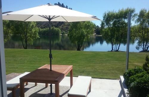 Lowburn Hotel | Cromwell Escape