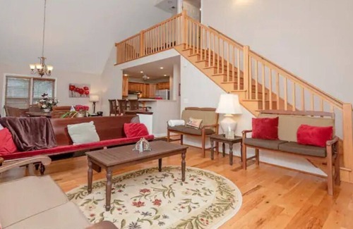 Moravian Falls House | Cross Creek Retreat NC Mountains 2BR Cabin
