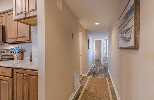 Oceanmarsh Subdivision Condo | Crow's Nest On Harbor Island - Recently Updated!- One Bedroom on Third Floor
