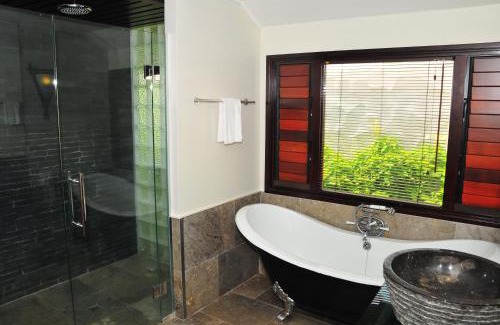 Arorangi Resort | Crown Beach Resort & Spa