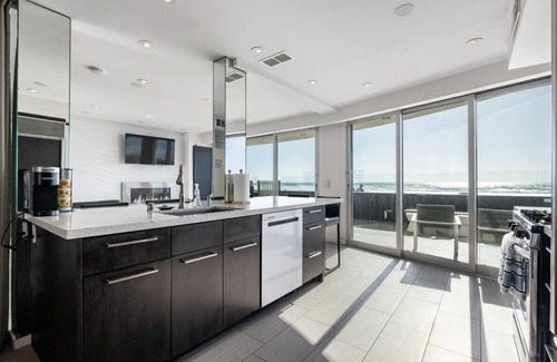 San Diego House | Crown Jewel in Mission Beach at Ocean Front Walk