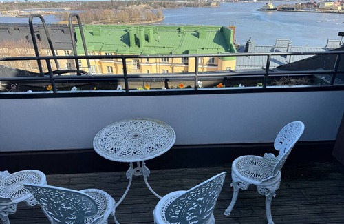 Kruununhaka Apartment | Crown of Kruununhaka with view