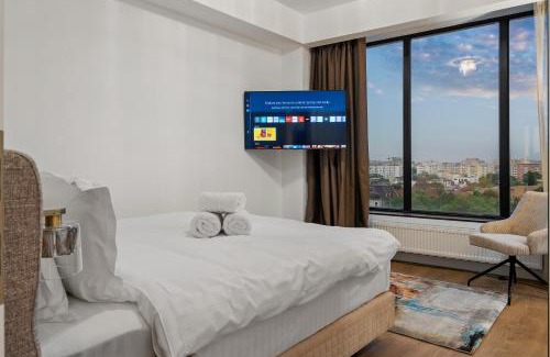 Bucharest City-Centre Apartment | Crown Penthouse - Luxurious, Spa & Vista , by Uni88 ApartHotel