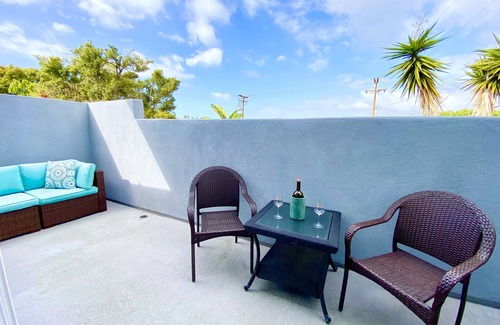 Crown Point House | Crown Point Beach Retreat - 2 Blocks To The Bay! w A/C