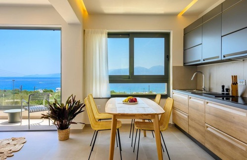 Agios Nikolaos House | Crown Suite w Shared Pool by Roots Suites