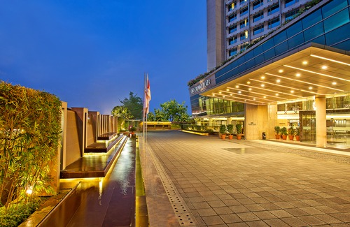 Prahlad Nagar Hotel | Crowne Plaza Ahmedabad City Centre, an Ihg Hotel