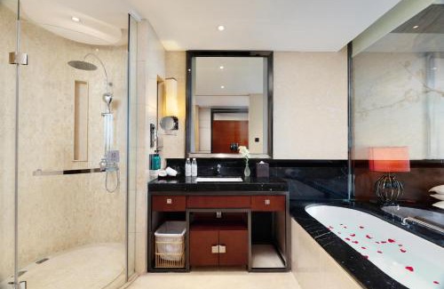Jinniu Hotel | Crowne Plaza Chengdu West by IHG