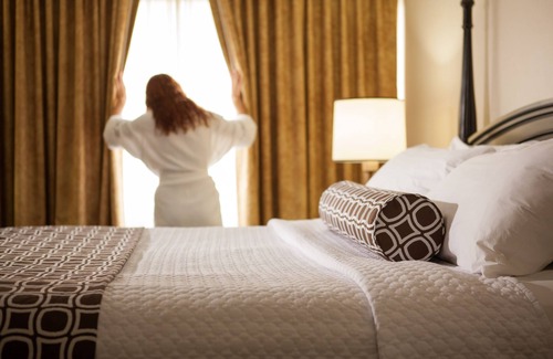 Hickory Hotel | Crowne Plaza Hotel Hickory by IHG