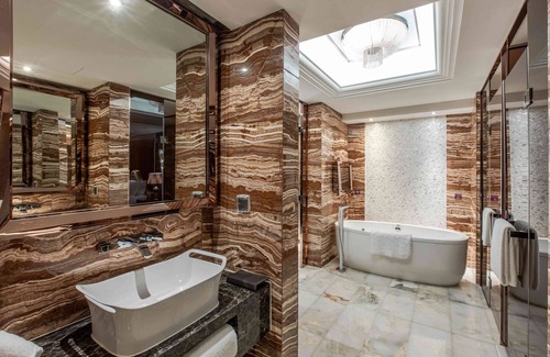 Chengguan Hotel | Crowne Plaza Lanzhou by IHG