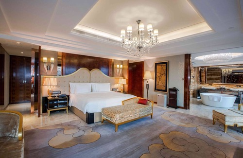 Chengguan Hotel | Crowne Plaza Lanzhou by IHG