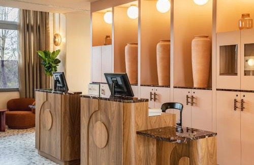 6th Arrondissement Hotel | Crowne Plaza Lyon - Cité Internationale