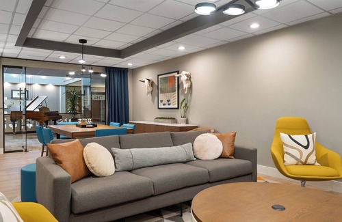 Chandler Hotel | Crowne Plaza Phoenix - Chandler Golf Resort by IHG