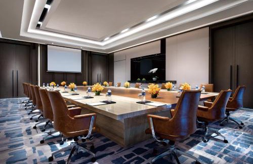 Minhang Hotel | Crowne Plaza Shanghai Pujiang by IHG