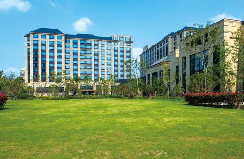 Minhang Hotel | Crowne Plaza Shanghai Pujiang by IHG