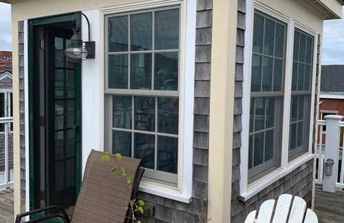 New Bedford Apartment | Crows Nest. Downtown New Bedford Historic District. HARBOR VIEWS!