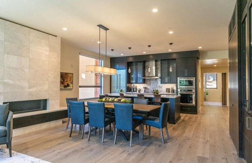 Crystal Bay Condo | Crystal Bay Retreat 204 Sophisticated Lake Tahoe Getaway w/Community Hot Tub