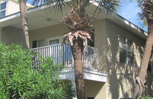 Crystal Beach Condo | Crystal Beach - Ocean View - Steps From Beach - 2nd Floor End Unit