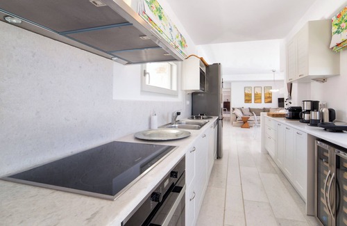Paros Villa | Crystal Blue 4BR villa with pool by JJ Hospitality
