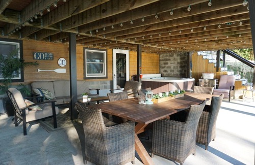 Willsboro Cottage | Crystal Clear Lake Water with Spectacular Sandy Beach and Million Dollar Sunsets